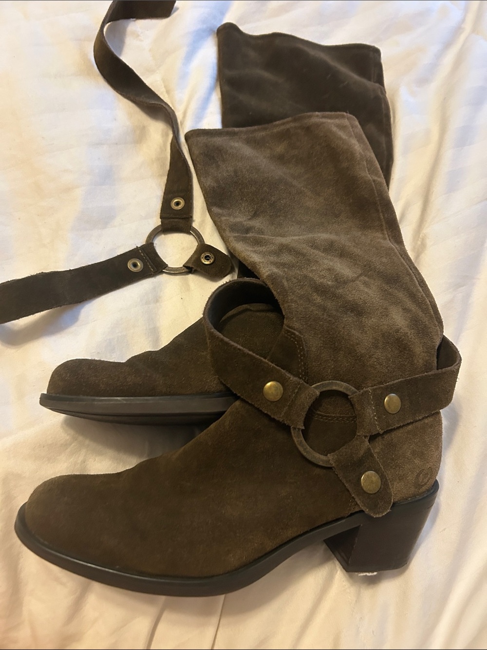 MOVING SALE Women’s Tall Suede Riding Boots with removable buckle